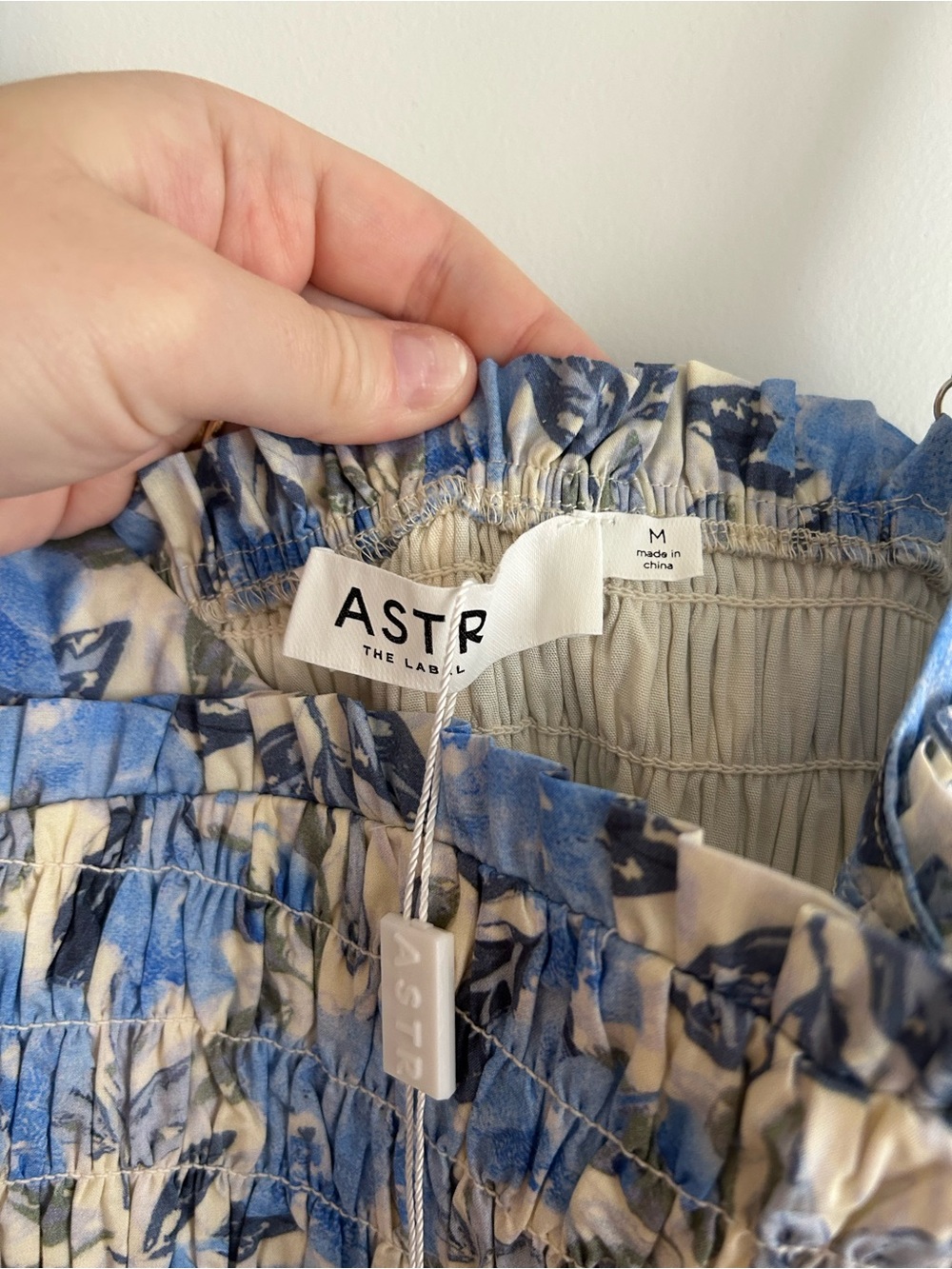Astr blue cream floral smocked bust dress - Picture 8 of 9